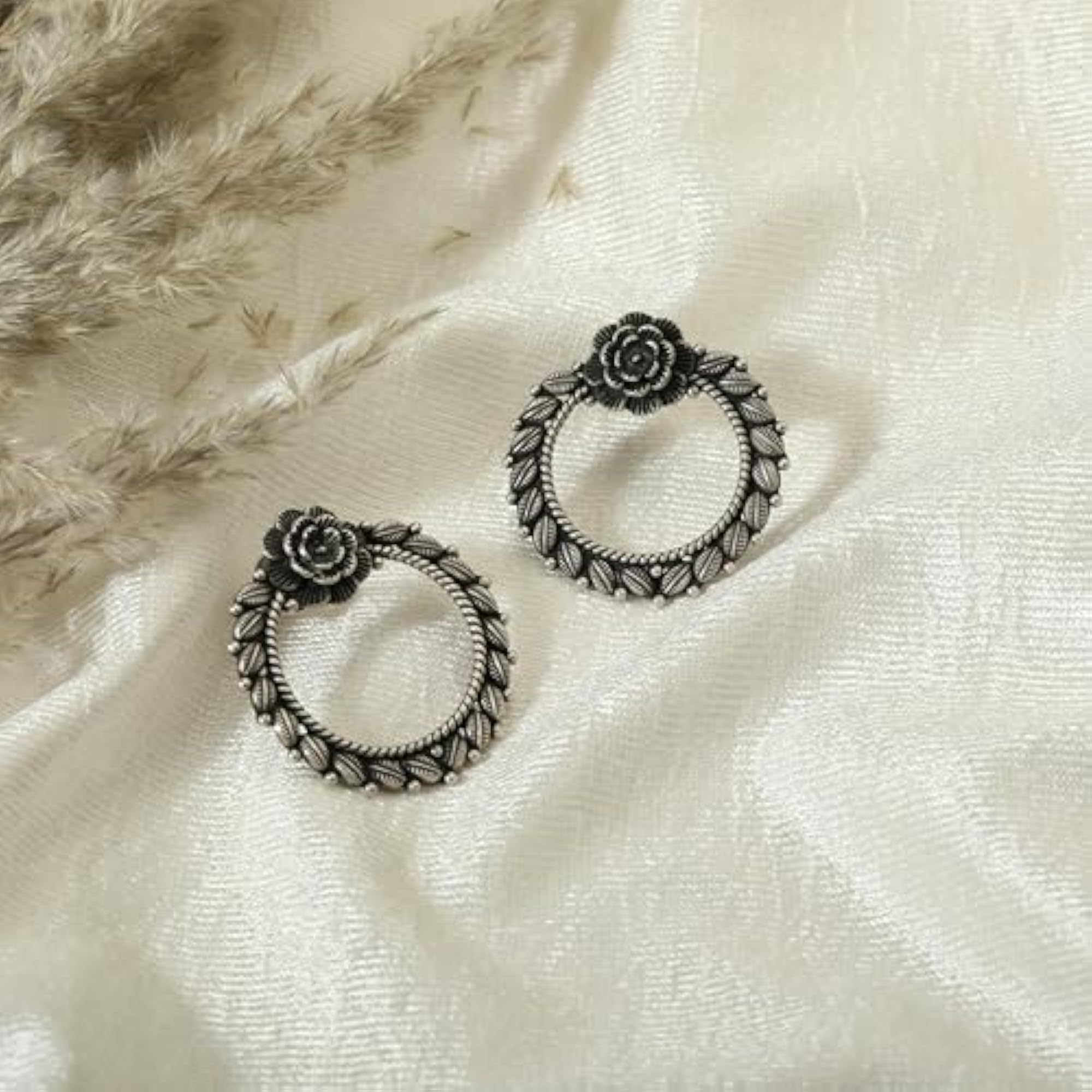 Women's Delicate Floral Leaf 925 Silver Oxidised Earrings