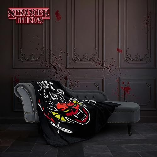 Stranger Things Blanket Throw Bedroom Accessories Fleece Blanket, Hellfire Club Soft Warm Winter Bed Throw 150 x 130cm Official Merch (Black)
