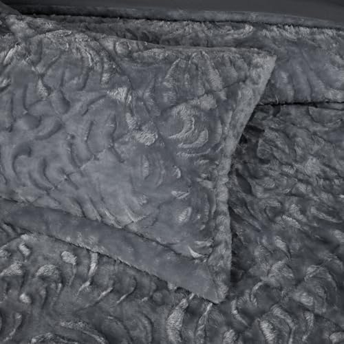 PHP Super Soft Velvet Quilted Bedspread King Size Bedding Set 3 Piece with Matching Shams - Warm Quilt Blanket for Bedroom Decor for Teen Girls - Grey - Cosy Home Interiors PHP Super Soft Velvet Quilted Bedspread King Size Bedding Set 3 Piece with Matching Shams - Warm Quilt Blanket for Bedroom Decor for Teen Girls - Grey - Image 2