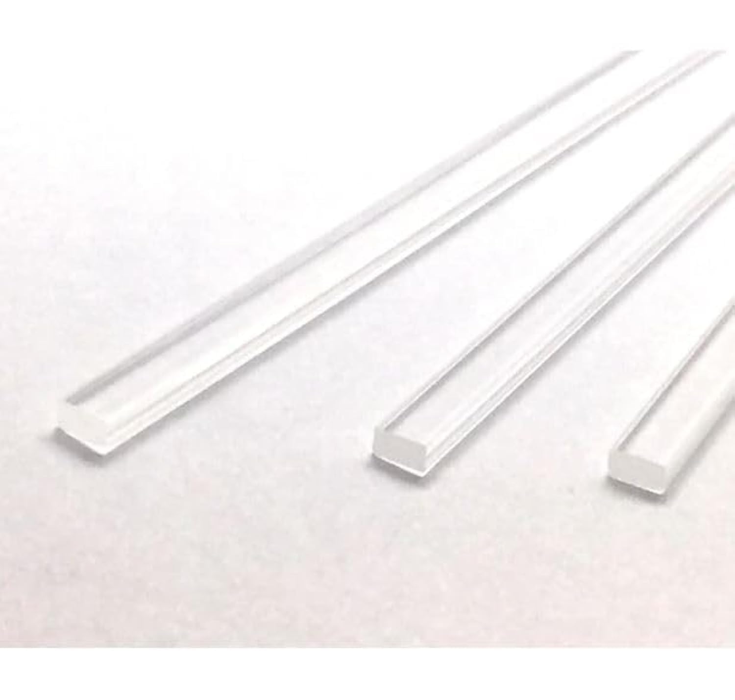 25pcs 8"x 4mm Flat Clear Sticks for Cake Toppers Cake pops or Lollipops - Acrylic Plexiglass Sticks Transparent Clear, Strong and not Bendy with Length of 4“,6“ or 8“ (25, 8in)