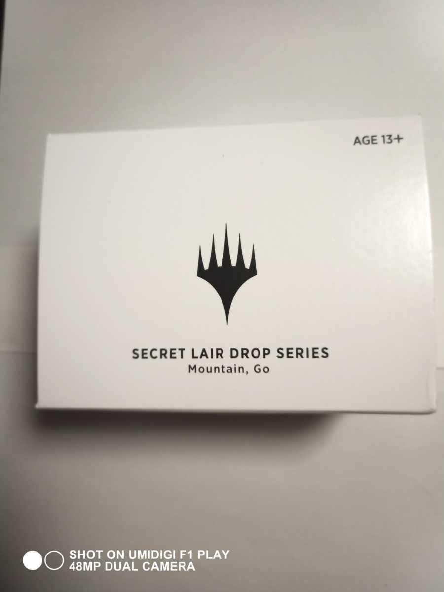 Amazon.co.jp: 新品未開封 Secret Lair【MTG】○『Mountain, Go』 特殊