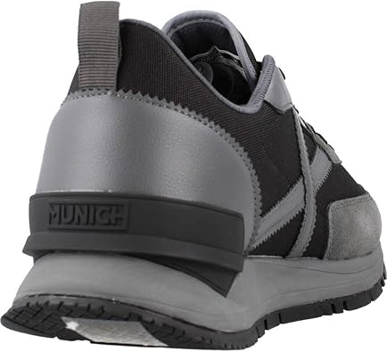 Scarpe Da Ginnastica Munich Modello Versatile 27 Colore Nero Scarpe Da Ginnastica Munich Modello Versatile 27 Colore Nero