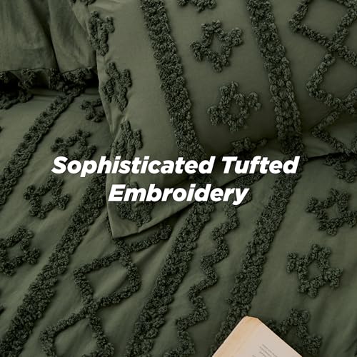Bedsure Tufted Boho Comforter Set Twin Size - Olive Green Boho Bed Set, GentleSoft™ 2 Pieces Farmhouse Shabby Chic Embroidery Bedding, Gifts for Woman, Soft Jacquard Twin Comforter for All Seasons