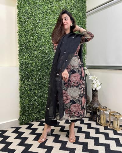 Image of GoSriKi Women's Cotton Blend Straight Printed Kurta with Pant & Dupatta