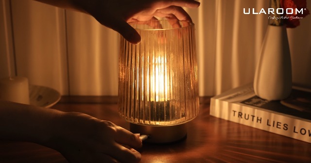 ULAROOM Draadloze Oplaadbare Tafellamp Glas - Dimbare Touch Bedlampje Groen, Draagbaar Voor Slaapkamer En Woonkamer