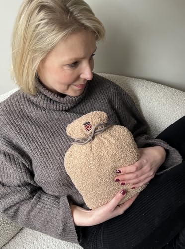 Warmpi® Buddy - Infrarot Wärmflasche - Kabellos - beidseitig wärmend - Infrarot bis 60°C - Weicher Plüsch Teddy Stoff Beige - inkl. Warmpi® Powerbank (10.000mah) - 3 Stufen - 30x20 cm (Beige)