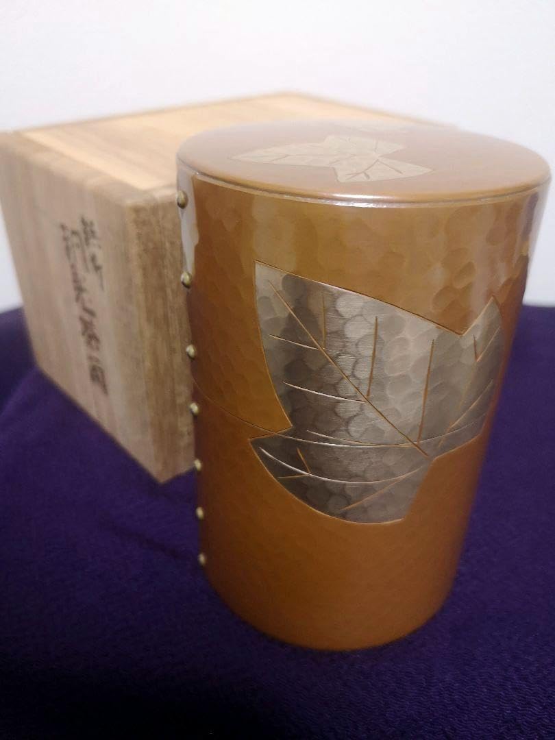 玉川堂　葉文　茶筒 鎚起銅器　木箱入り Amazon｜玉川堂 鎚起銅器茶筒 葉文｜茶筒 オンライン通販