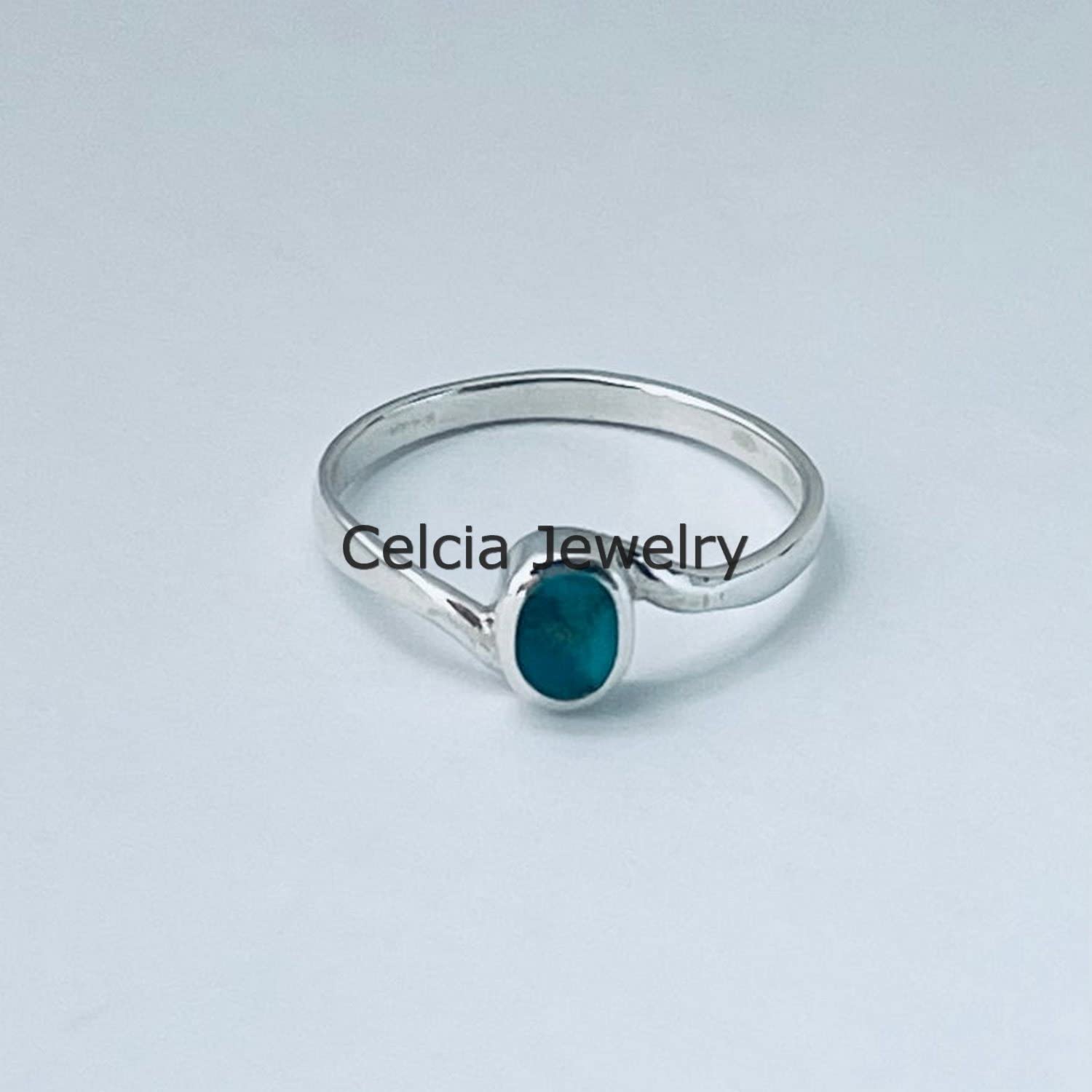 Vero argento sterling 925 piccolo anello turchese genuino moderno ovale, anello solitario, anello Boho, anello minimalista, anello di pietra natale di dicembre, regali per la festa della mamma