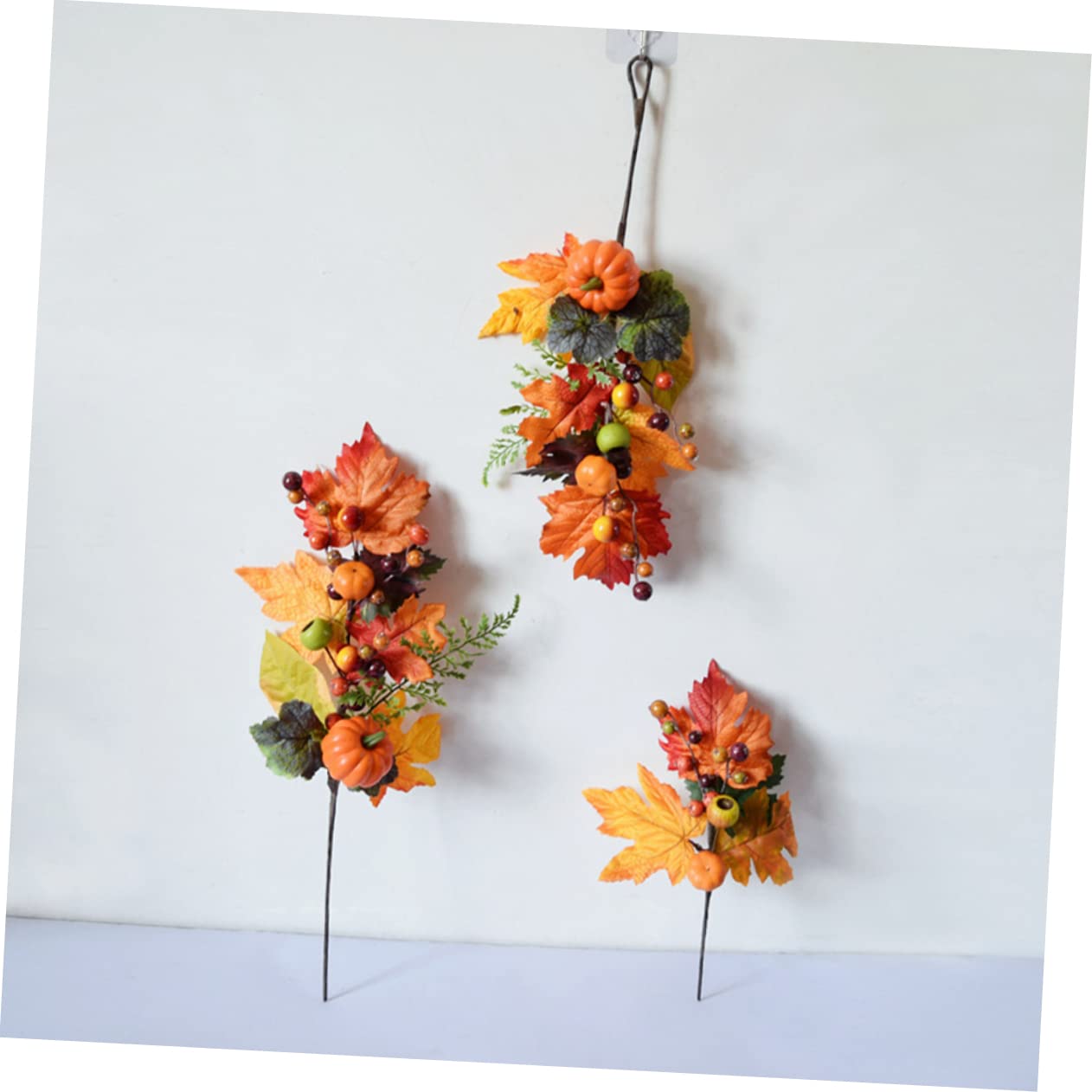 Alipis 8stücke Künstliche Herbstblätter Mit Kürbis Und Beeren Dekoration Für Erntedankfest Und Halloween Für Tischarrangements Und -Bouquets Herbstliche Atmosphäre Für Zuhause