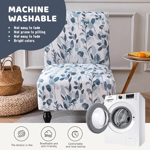 Housse de chaise extensible bleue pour simplifier le nettoyage du salon