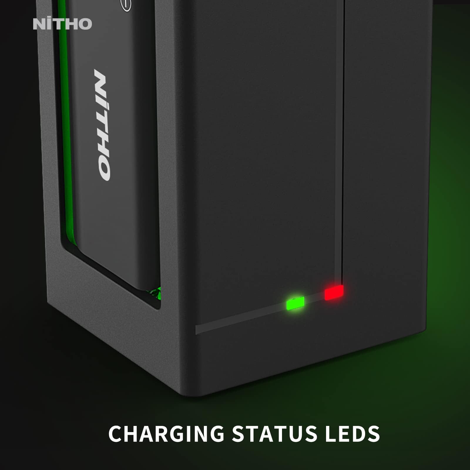 NiTHO Station de Charge Compatible avec Xbox One/Xbox Series X/S Manette, 2 Piles Rechargeables Incluses, Station de Charge Compacte avec Lumières Ambiantes Vertes et LED D'état de Charge (Noir)