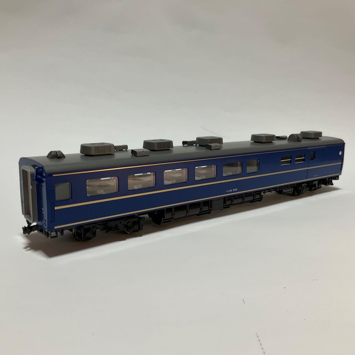 4×4フルセグ車載用地デジチューナー1080P HD OUT対応自動切替高性能