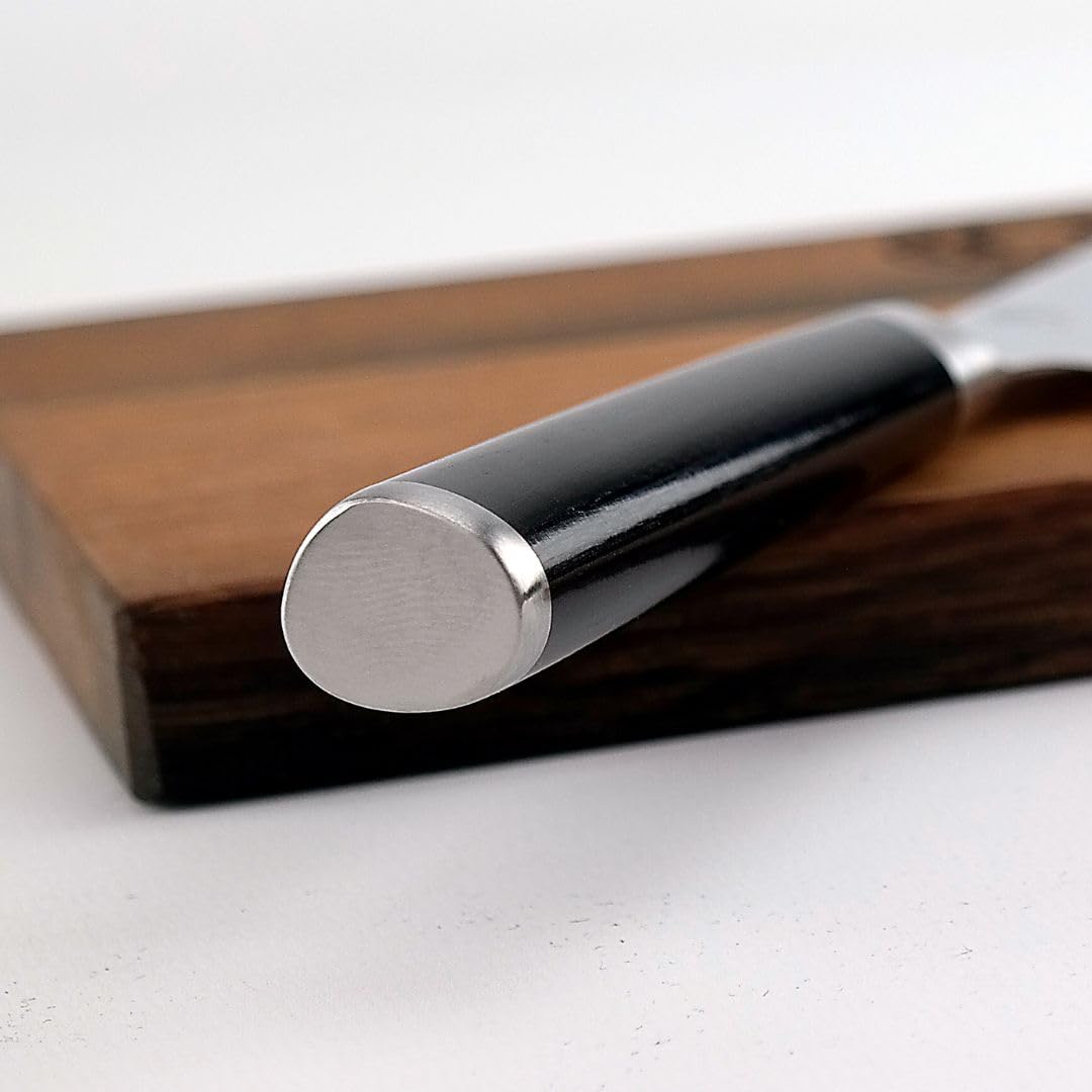 KAI DM-0720 Shun Schinkenmesser 23 cm mit Kullenschliff + Eichenholzbrett 30x20 cm – Damaszenerstahl 32 Lagen – VG MAX Stahl 61 HRC – Klingenschonend & robust – Geschenkset für Profiköche