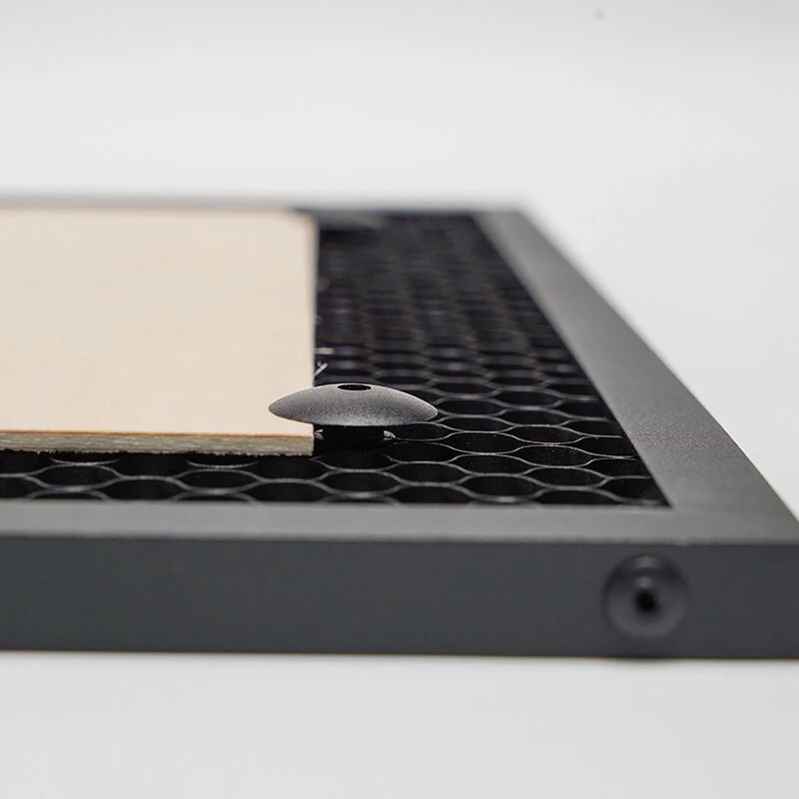 ATOMSTACK F2N Plaques laser en nid d'abeille, 300 x 300 mm, en métal, table en nid d'abeille, protection de table universelle pour machine à graver laser Swift CO2, diodes de CO2, dissipation de la