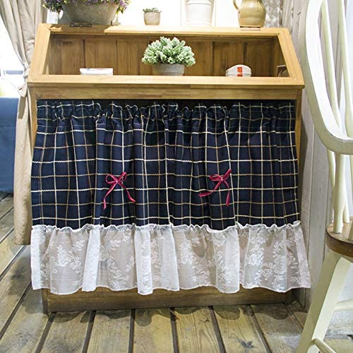Cantonnière de style country bleu pour habiller la fenêtre du bistrot