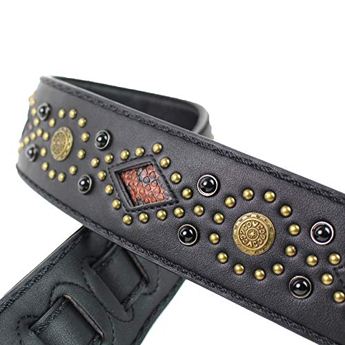 Walker And Williams GTR-20-BB Sedona Sangle rembourrée avec rivets et rivets Noir - Les Beatles, Paul McCartney, John Lennon, RIngo Starr, George Harrison Walker And Williams GTR-20-BB Sedona Sangle rembourrée avec rivets et rivets Noir – Image 4