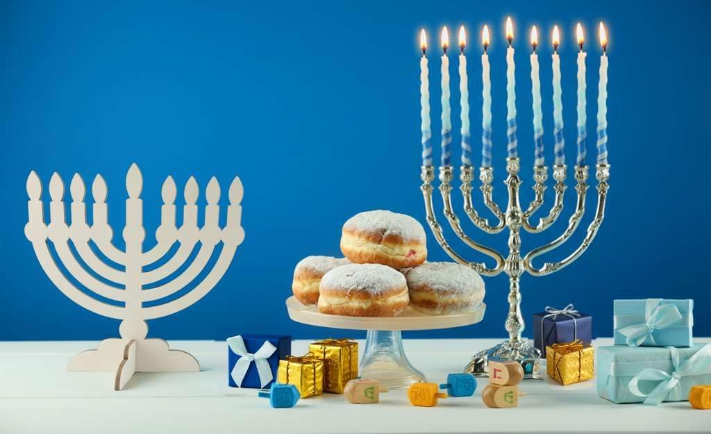 Scribbles Wooden Hanukkah Menorah Free Standing, Light Wood, DIY Arts and Crafts Project, 7.75 x 7.15 Inches, Traditional 9-Branch Design, Pack of 3