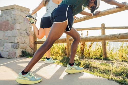 Image of Swiftwick- ASPIRE ZERO Tab Running Socks, Cycling Socks, Lightweight No-Show (Denim /Navy, Medium)