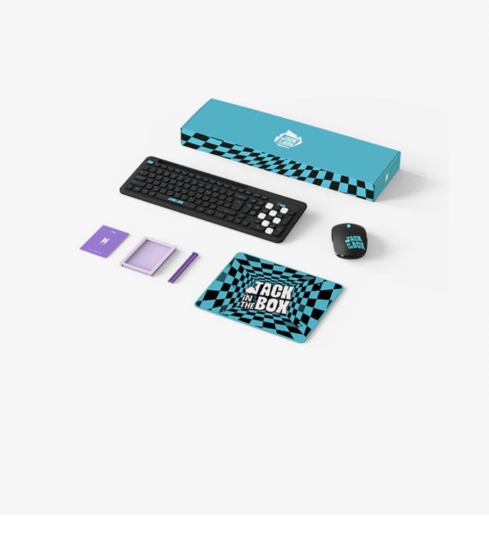 Amazon.co.jp: BTS MERCH BOX 13 マーチボックス #13 : おもちゃ