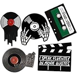 GEBEN SIE IHREM ENSEMBLE DEN LETZTEN SCHLIFF: Diese Anstecknadeln aus Metall runden Ihr Outfit perfekt ab, egal ob an Kleidung, Taschen, Jacken oder Accessoires. Sie verschönern nicht nur, sondern vermitteln auch auf subtile Weise Ihre Persönlichkeit und Ihren raffinierten Geschmack und machen sie zu einem unverzichtbaren Accessoire für den anspruchsvollen Menschen.