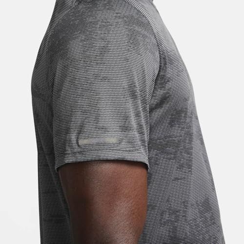 Nike Men's Dri-Fit ADV Running Division T-Shirt Large Black Grey4