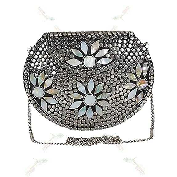 SHAKUNTLA VINTAGE Shakuntala Textiles Bridal Womens Antique Brass Purse Ethnic Handmade Metal Clutch Bag (B0CP53D39X) Amazon Price History, Amazon Price Tracker