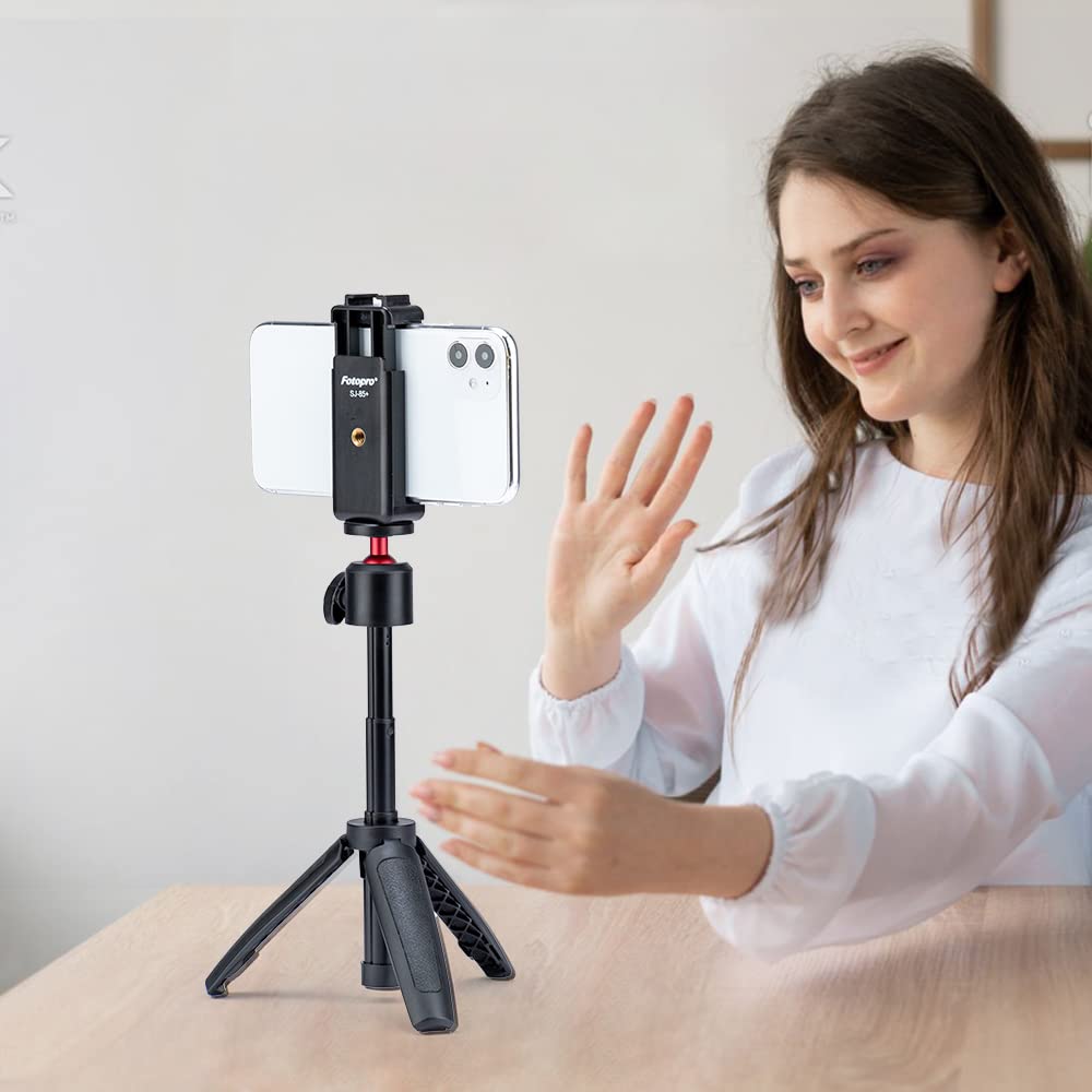 Fotopro Telefoon Statief Mount met Koude Schoen Mount 1/4 Statief Schroef Universele Smartphone Clip Adapter voor Video Licht Statief Monopod Selfie Stick Vlogging Foto Fotopro Telefoon Statief Mount met Koude Schoen Mount 1/4 Statief Schroef Universele Smartphone Clip Adapter voor Video Licht Statief Monopod Selfie Stick Vlogging Foto