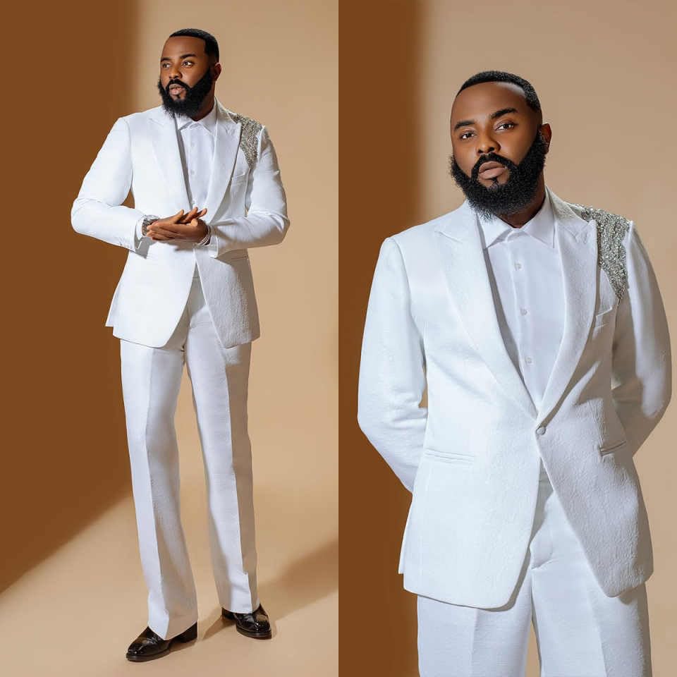 Men's Luxury White Two-Piece Wedding Suit with Crystal Embellished Shoulder, Peak Lapel, Formal Evening Tuxedo3