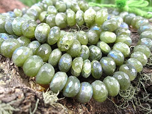 Résoudre le manque d'éclat de vos bijoux avec la vésuvianite facettée 7x5mm