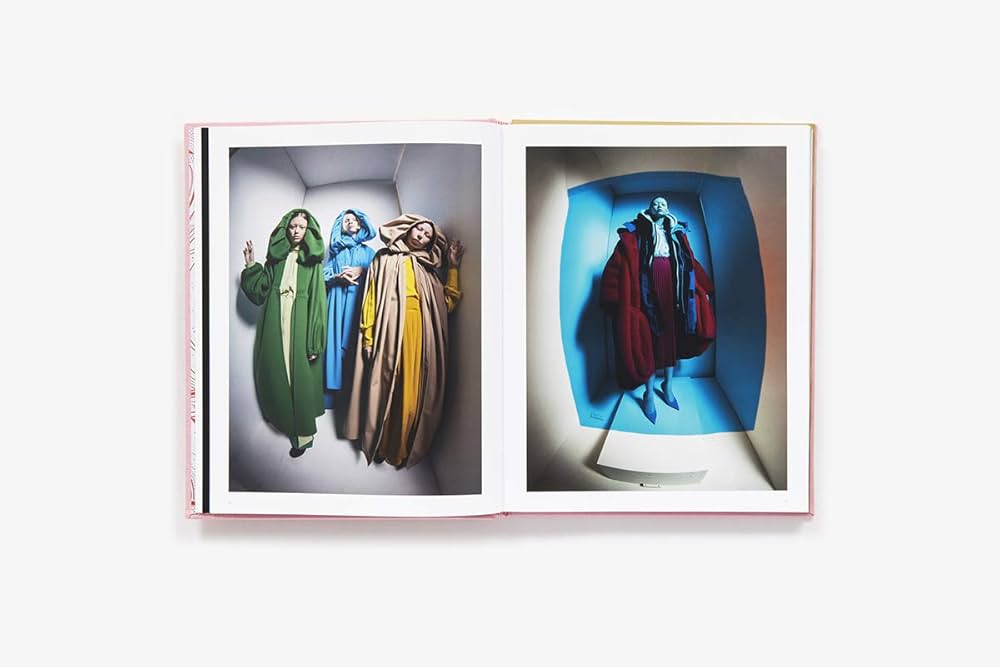 Amazon.com: Tim Walker: Wonderful Things: 9781851779710