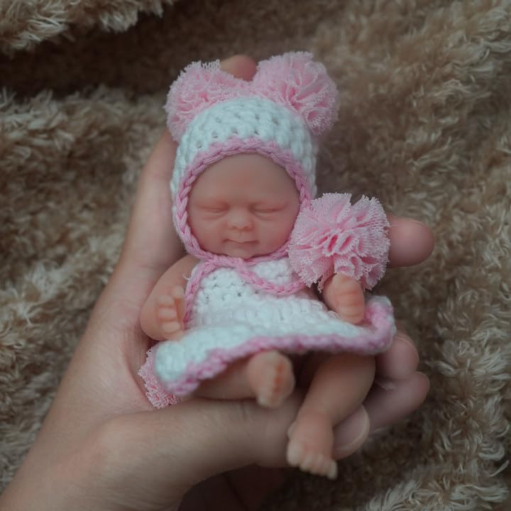 Muñeca mini silicona 4.5 pulgadas con accesorios miniatura 1