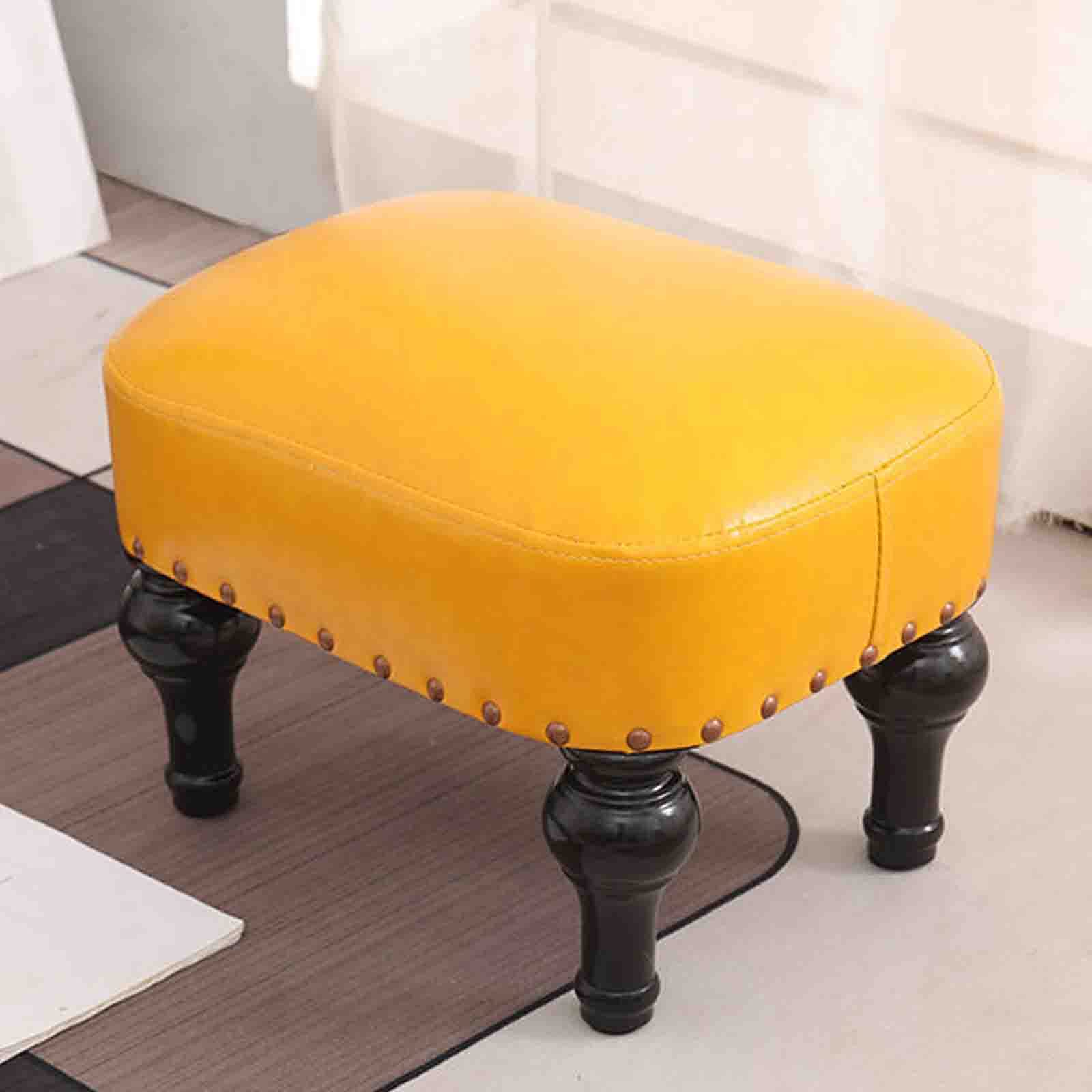 Petit tabouret en bois massif et cuir marron vintage pour le salon