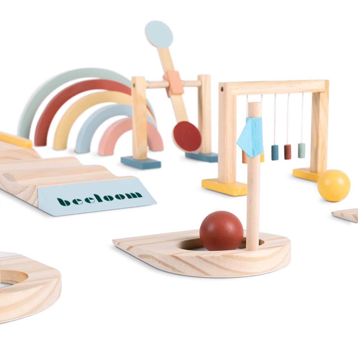 Beeloom – Mini Golf de Madera para Niños, Juego Educativo con Palos, Bolas y Obstáculos, Portátil para Interior y Exterior, Juguete Simbólico Multicolor, +3 Años