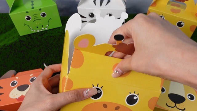 24 Boîtes Bonbons Thème Jungle - Idéal Pour Anniversaire Enfant !