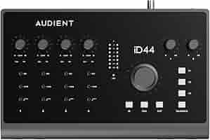 iD44★Audient［オーディエント］★コンディション良好 iD44☆Audient［オーディエント］☆コンディション良好