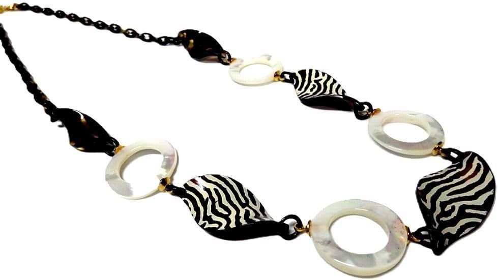 幻の天珠 ／ 最後の一柱 】上肯社製 西蔵老礦手工藏伝馬蹄紋馬九天珠の