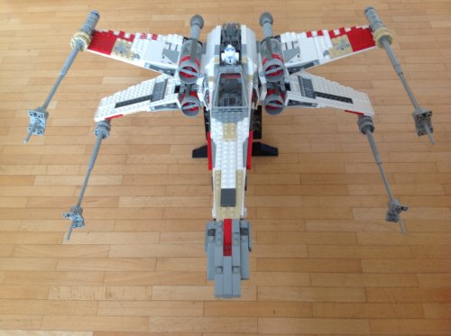 Lego® Star Wars™ 7191 X wing Fighter™ - vue 4