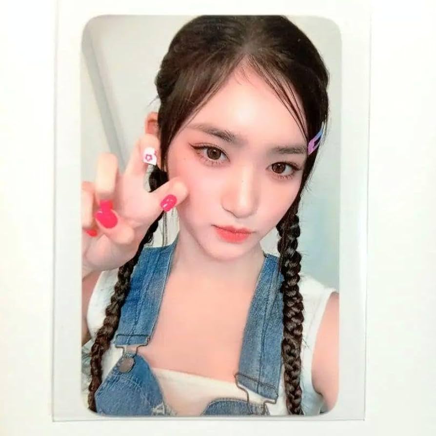 Amazon.co.jp: I've IVE イソ MMT 特典 トレカ : ホビー