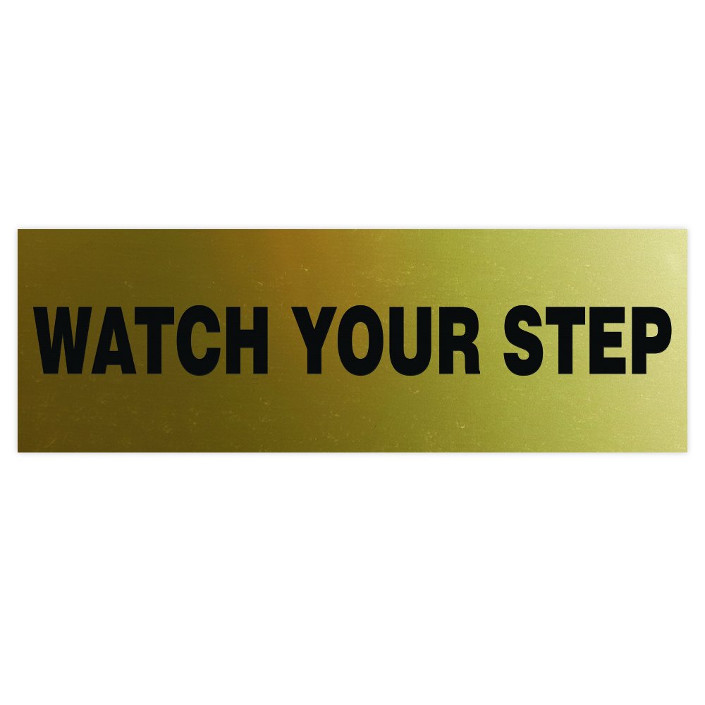 Podstawowy znak Watch Your Step - szczotkowane złoto (średni)