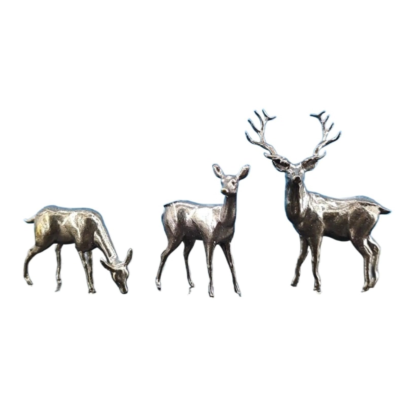 NGDFGR 3Pcs Black Brass Sika Deer Buck Doe Fawn Model Miniature Figurines,Metal Christmas Deer Family Statue Sculpture Bonsai Micro Landscape Sand Table Decor