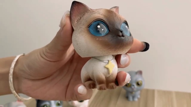 Amazon.com: YGMONER Cat Bobblehead Ornaments Car Dashboard Shake
