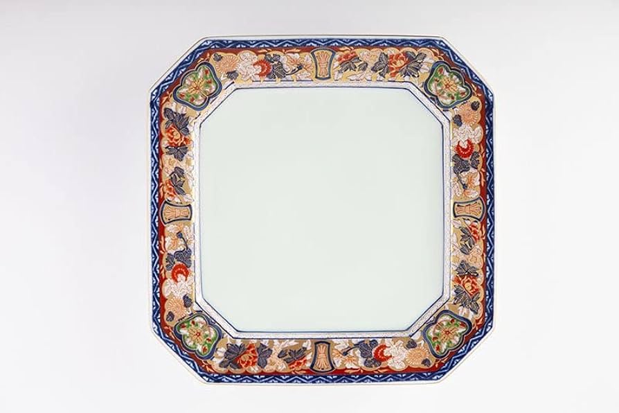 有田焼　極錦金彩古伊万里様式　八角盛皿　31センチ Amazon | 有田焼 極錦金彩 古伊万里 様式 八角盛皿 小 25cm