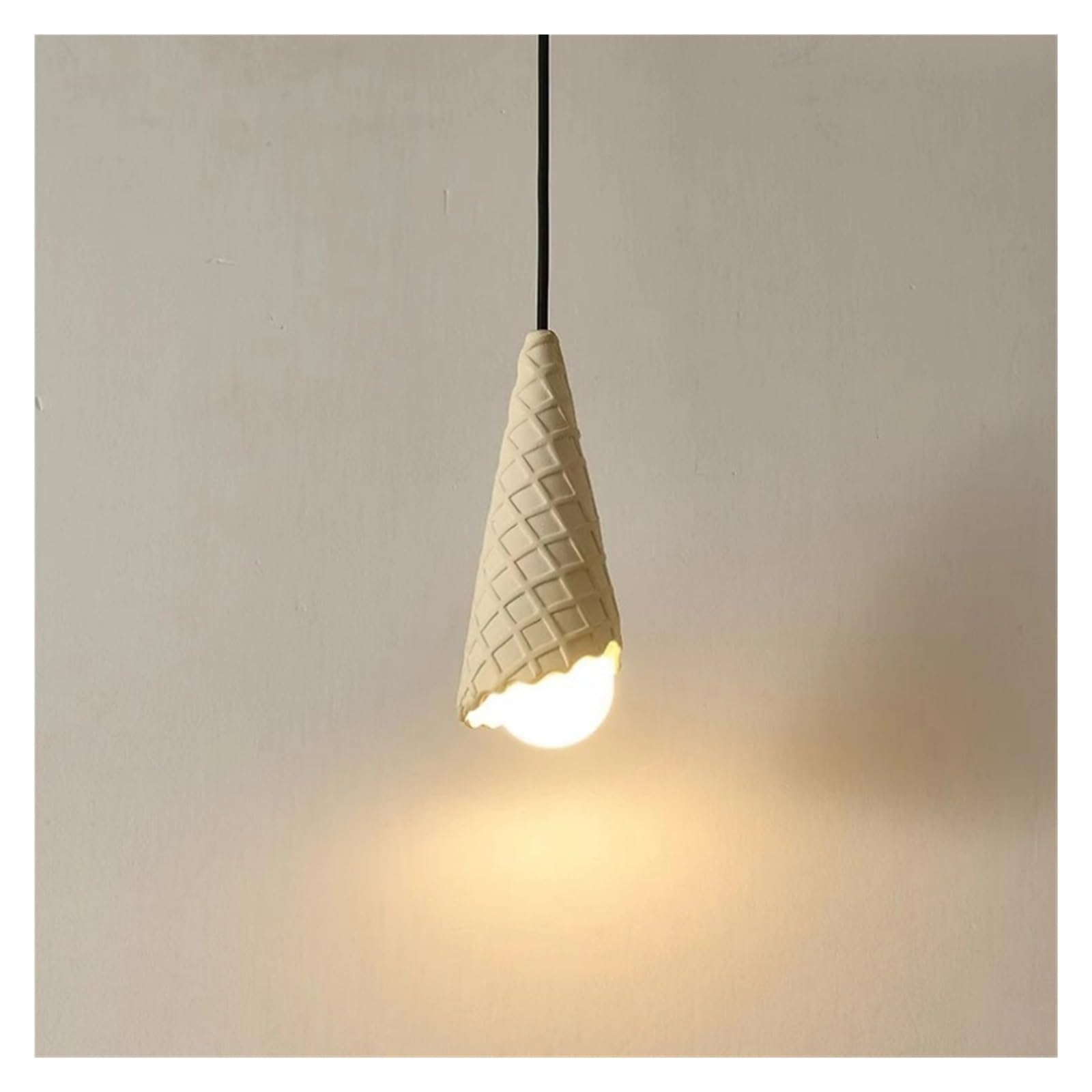Lámpara Colgante De Cerámica Con Forma De Helado - Luz LED Cálida 3000K, Diseño Decorativo Para Heladerías O Dormitorios, Base E27 (Negro, 8x15 Cm)