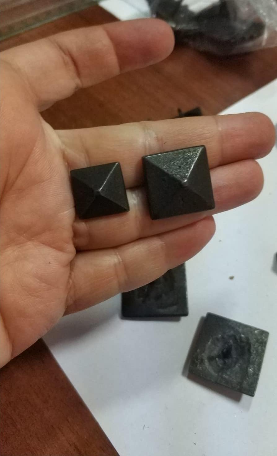 Antique Clavos Door Stud Solid Brass 20Pcs Pyramid Diamond Shaped Handmade Upholstery Nail Tack (0.8 inches -20 mm)