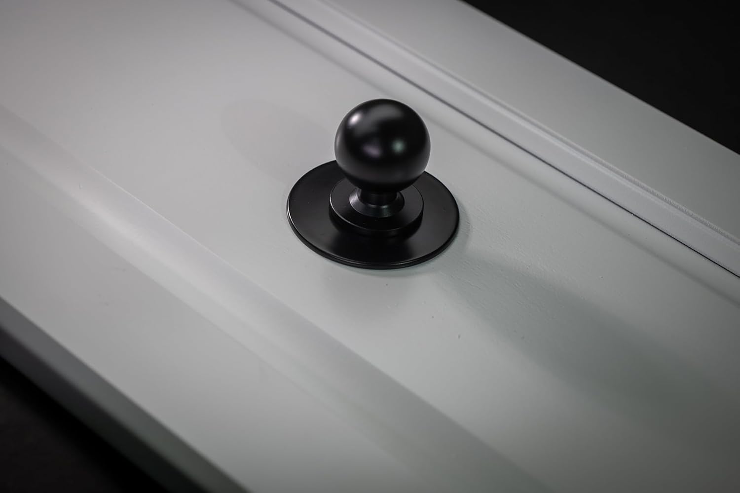 trust4care 8-Pack Matt Black 1-1/3 inch Cabinet Knobs with Wide Backplate – Large Ball Knobs for Bifold Closet Door, Kitchen Cabinets, and Dresser Drawers – Tall Heavy Duty Furniture Pulls