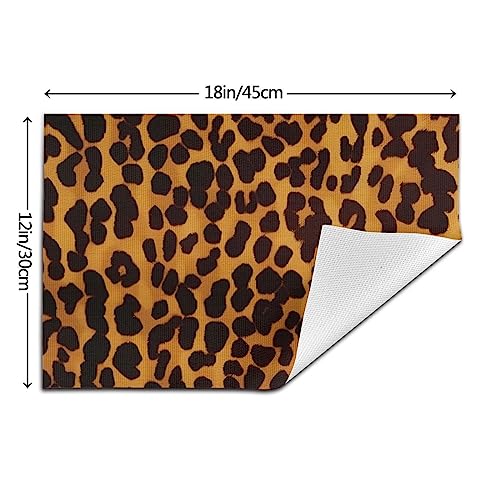 Sets de table en PVC léopard parfaits pour votre table basse d'extérieur