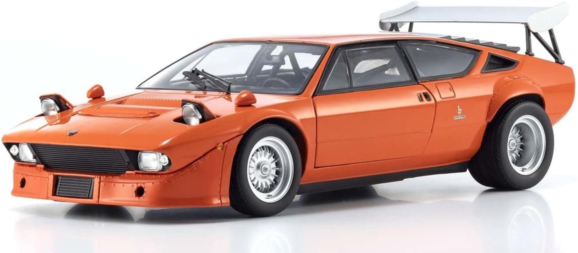 早割クーポン！ ランボルギーニ ウラッコ ミニカー 赤 1 64スケール