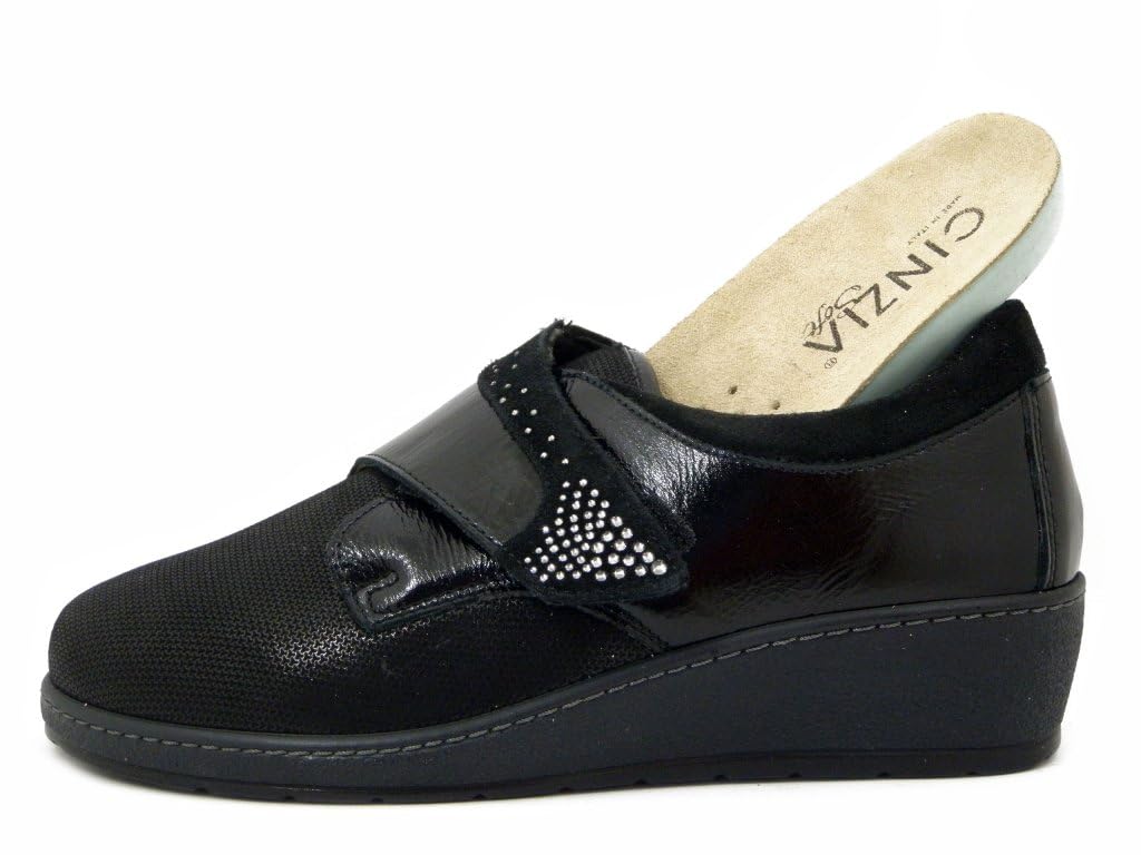 Cinzia Soft Scarpe Donna Ortopediche Sanitaria in Pelle e Tessuto Elasticizzato Nero con Strap, Zeppa Bassa, Plantare Estraibile, 51107D