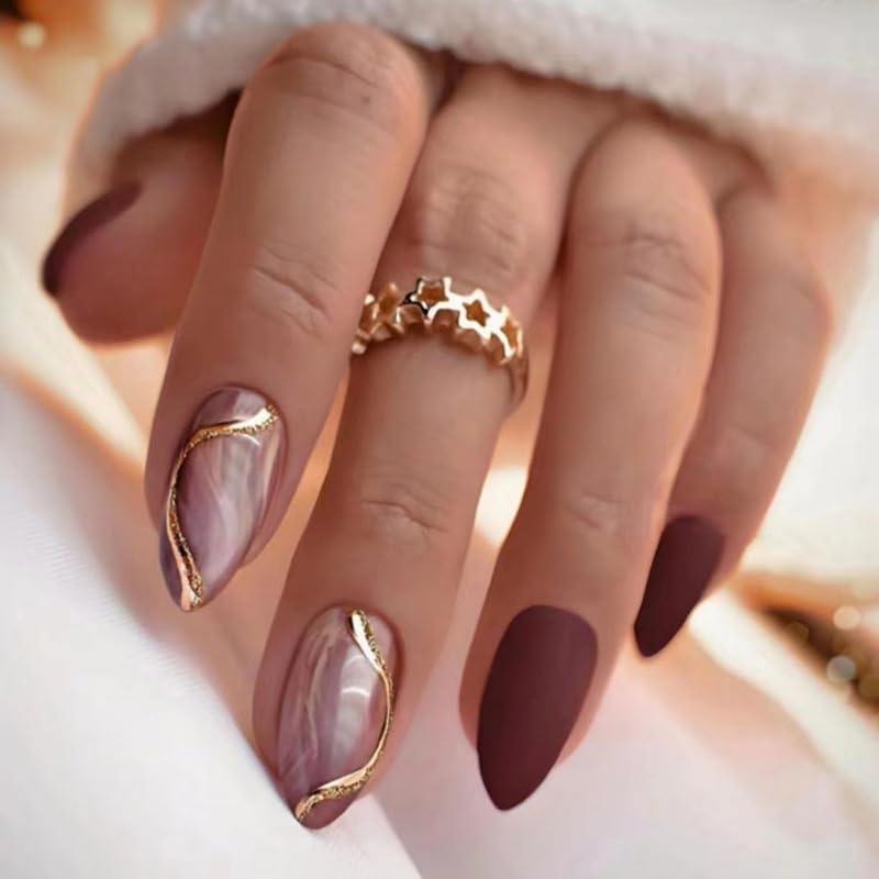 The Pink Truck Artificial Reusable Nails in Maroon Golden Detailing Design (Set of 24)-picture-27