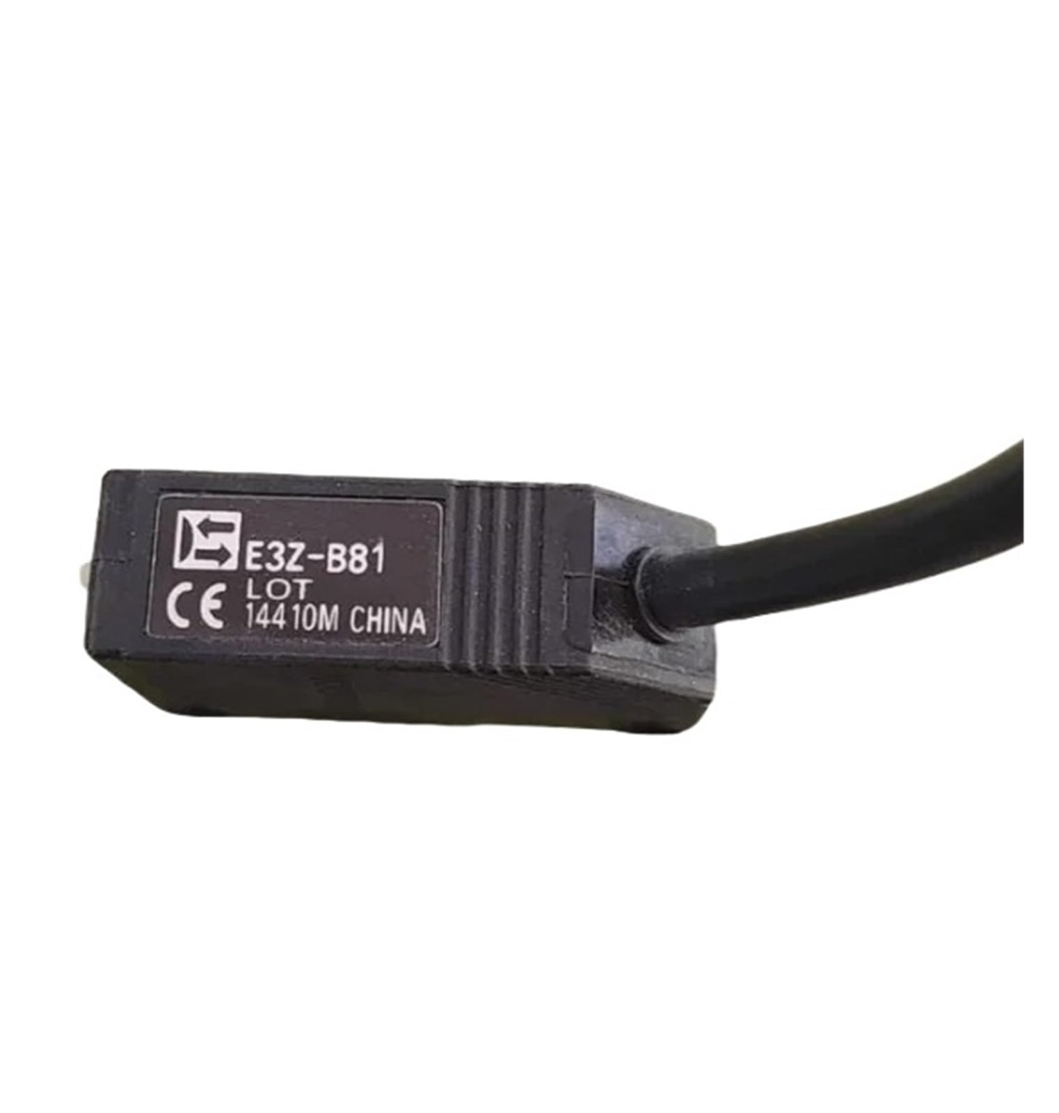 Capteur E3Z-B81 detecteur de proximite cellule photoelectrique industrielle